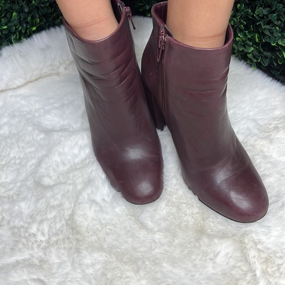 Aldo Leather Ankle Booties Size Eur 6.5 wine color block heel - Picture 3 of 13